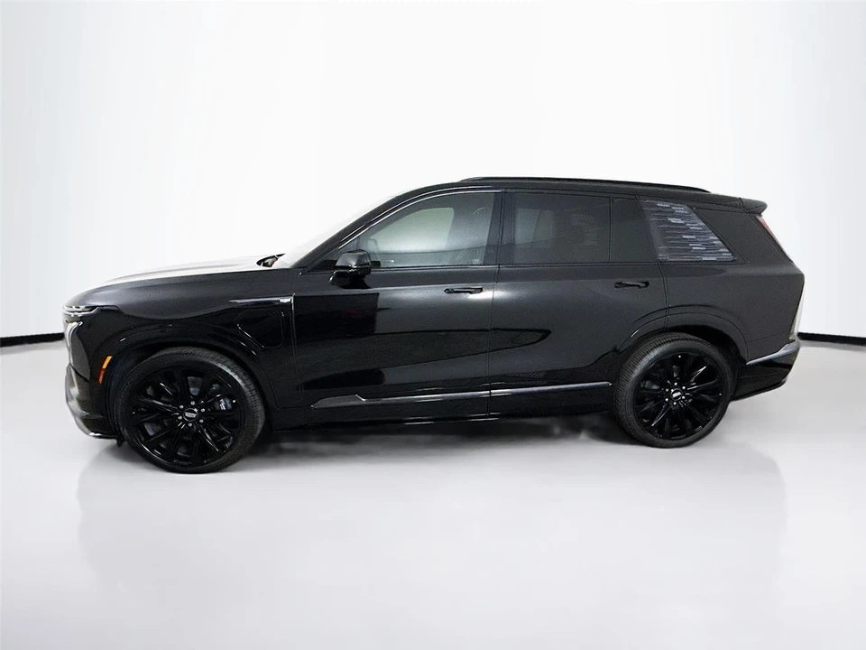 2026 Cadillac Vistiq - Image 25 of 31