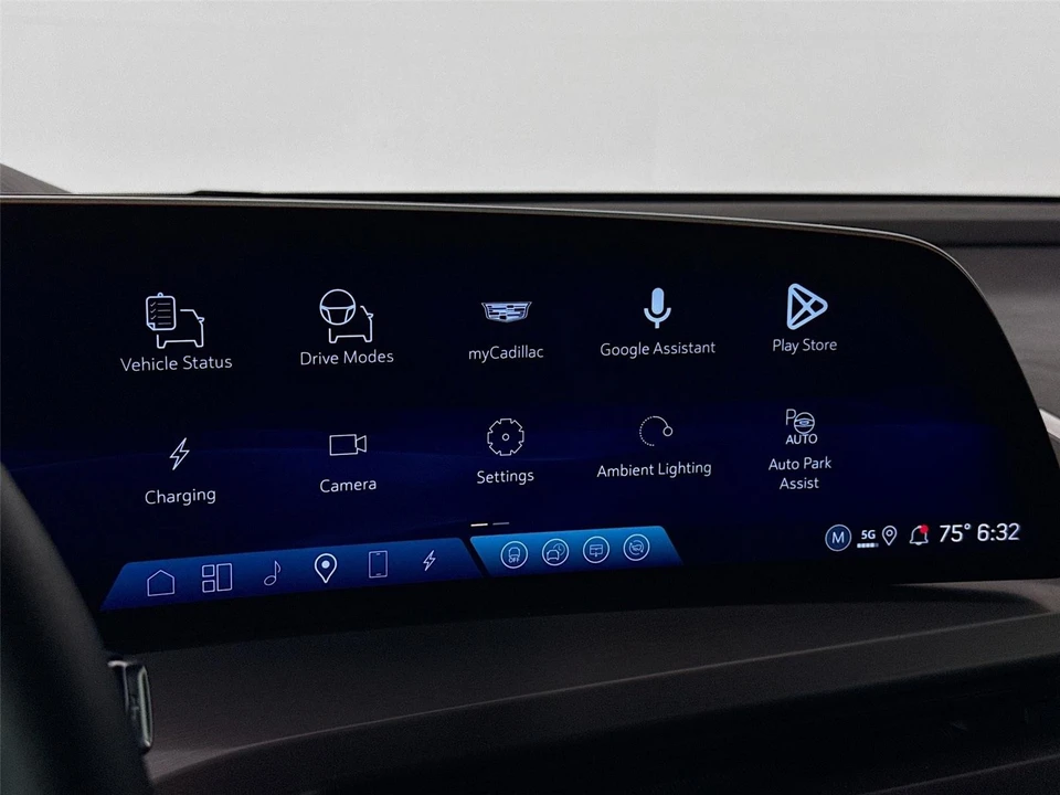 2026 Cadillac Vistiq - Image 9 of 21