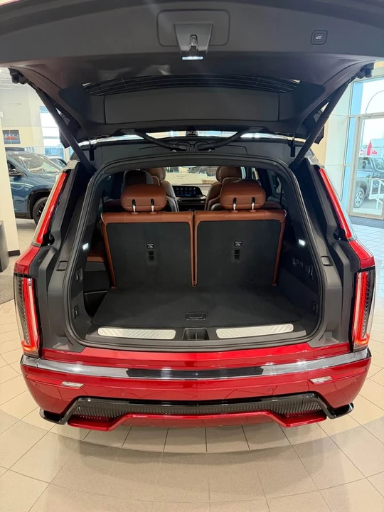 2026 Cadillac Vistiq - Image 19 of 19