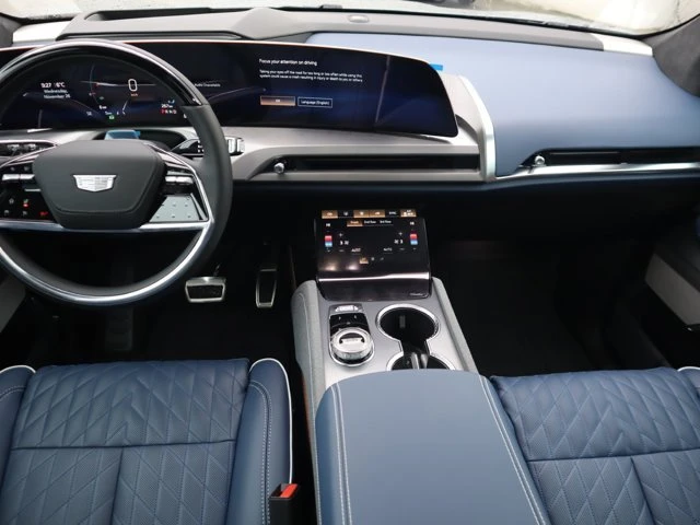 2026 Cadillac Vistiq - Image 13 of 19