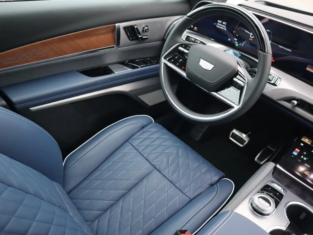 2026 Cadillac Vistiq - Image 12 of 19