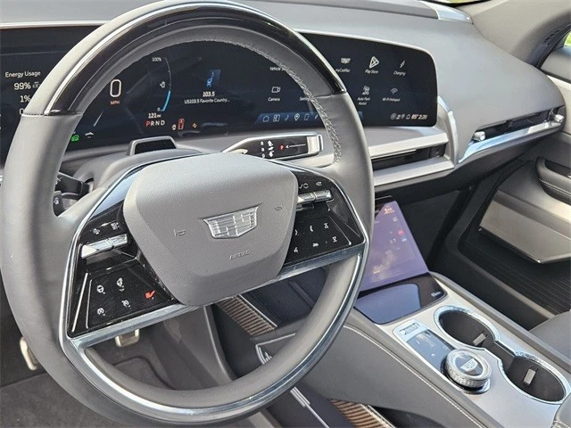2026 Cadillac Vistiq - Image 15 of 21