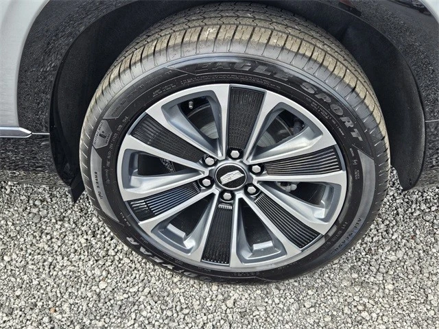 2026 Cadillac Vistiq - Image 12 of 21