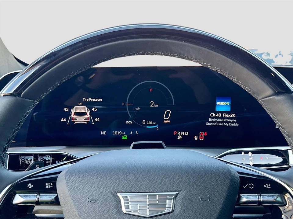 2026 Cadillac Vistiq - Image 9 of 15