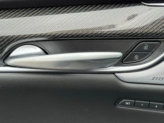 2026 Cadillac XT5 - Image 17 of 20