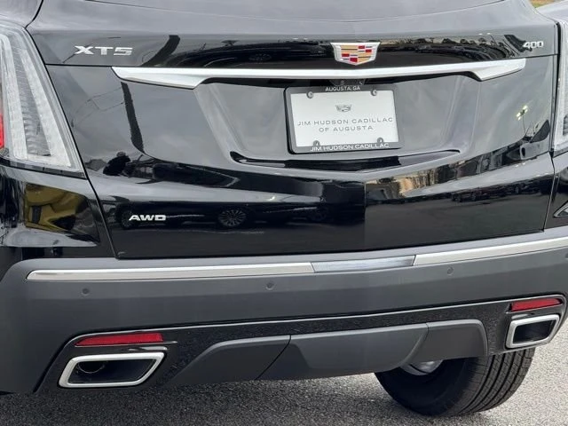 2026 Cadillac XT5 - Image 8 of 20