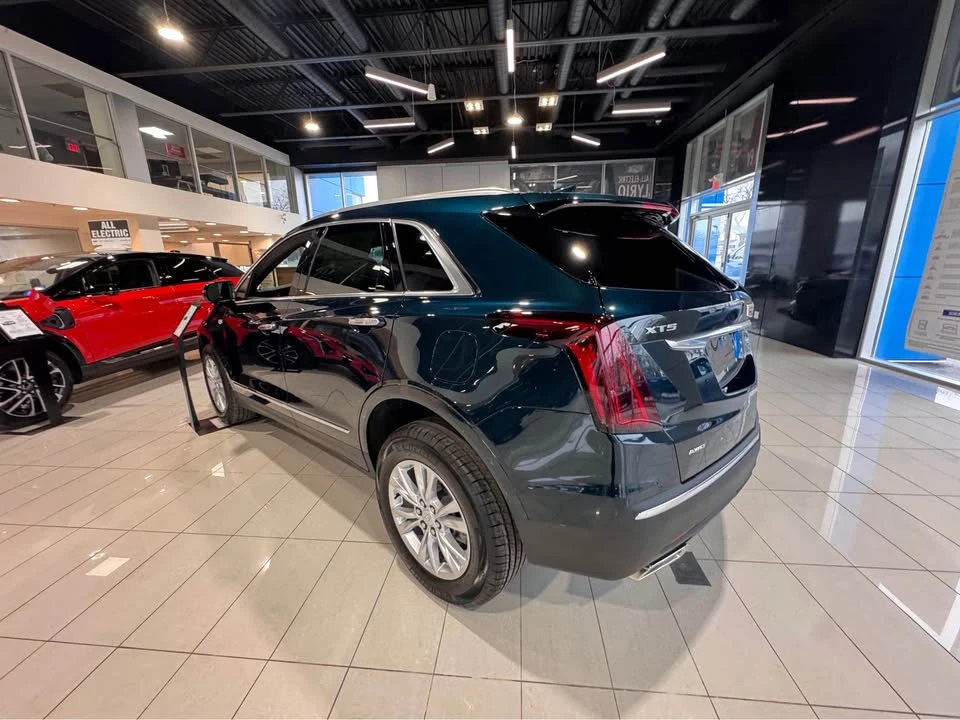 2026 Cadillac XT5 - Image 6 of 16