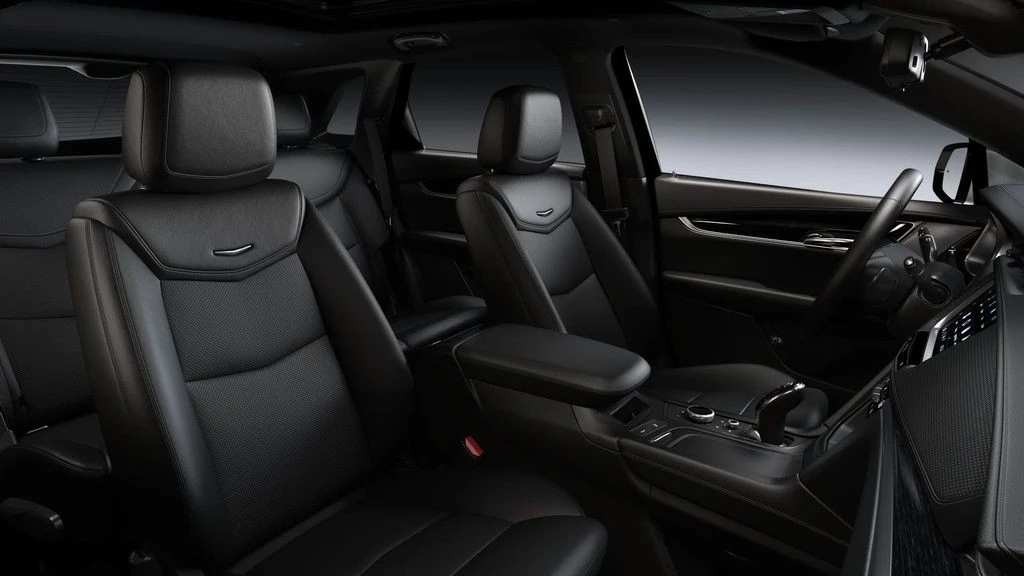 2026 Cadillac XT5 - Image 9 of 11