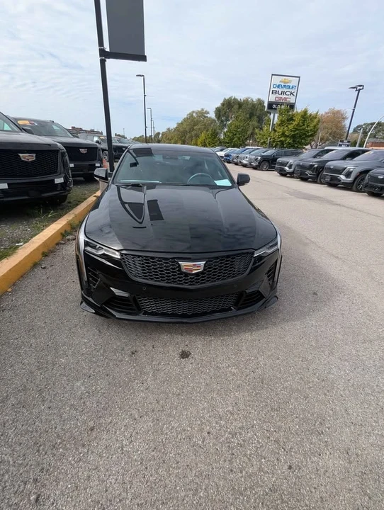 2026 Cadillac CT4 - Image 5 of 13