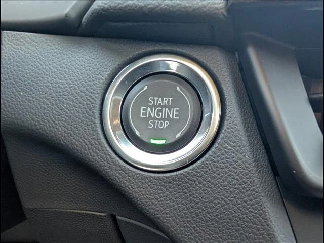 2026 Cadillac CT4 - Image 12 of 20
