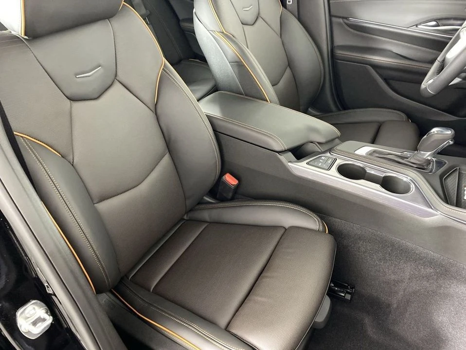 2026 Cadillac CT4 - Image 10 of 19