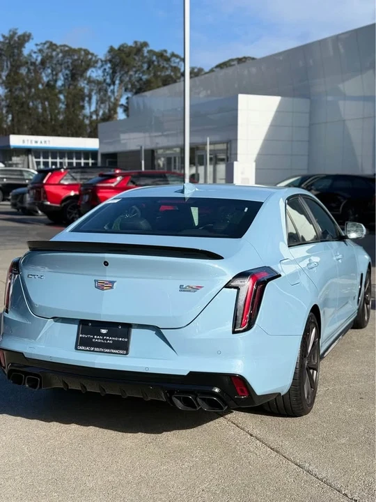 2026 Cadillac CT4-V Blackwing - Image 6 of 9