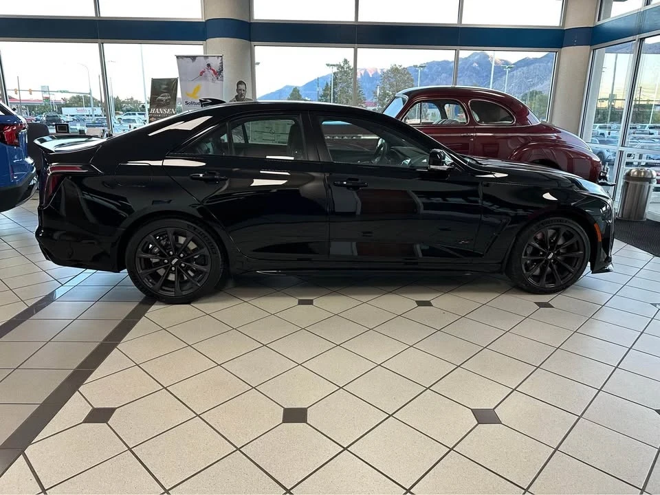 2026 Cadillac CT4-V Blackwing - Image 6 of 10