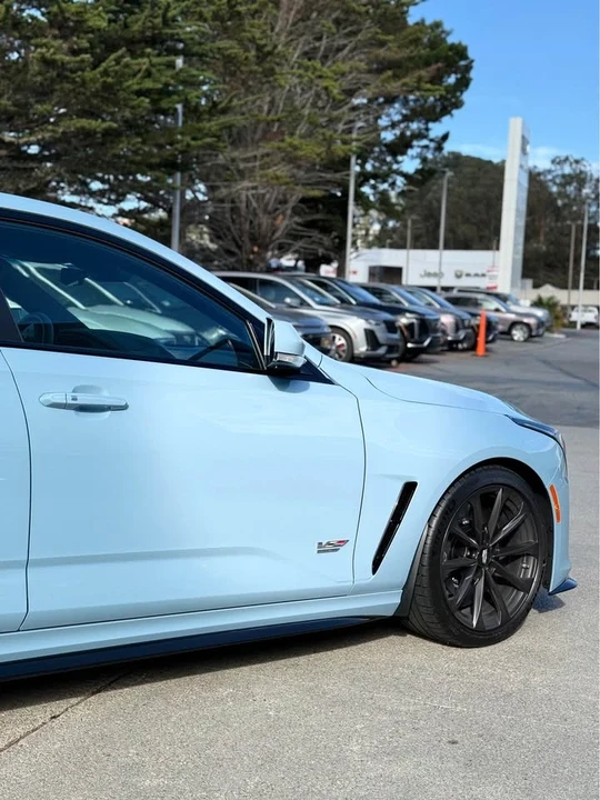 2026 Cadillac CT4-V Blackwing - Image 4 of 9