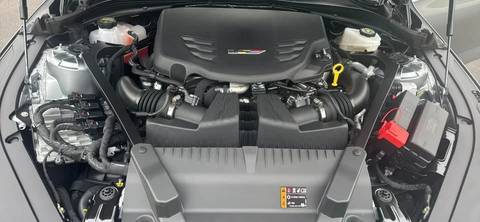 2026 Cadillac CT4-V Blackwing - Image 12 of 18