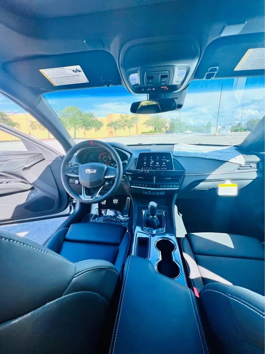 2026 Cadillac CT4-V Blackwing - Image 10 of 19