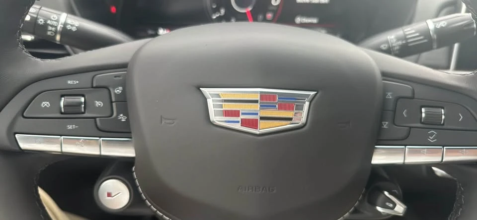 2026 Cadillac CT4-V Blackwing - Image 15 of 18