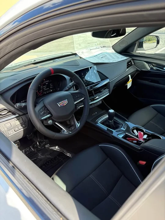 2026 Cadillac CT4-V Blackwing - Image 13 of 19