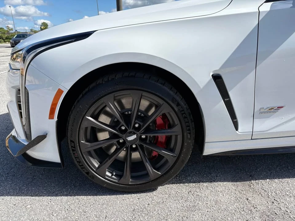 2026 Cadillac CT4-V Blackwing - Image 11 of 19