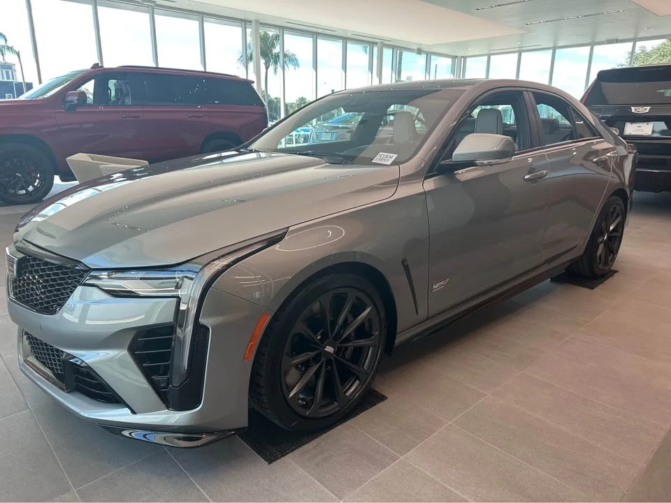 2026 Cadillac CT4-V Blackwing - Image 6 of 10