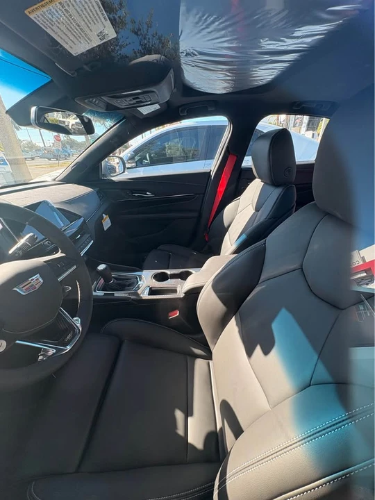 2026 Cadillac CT4-V Blackwing - Image 7 of 8