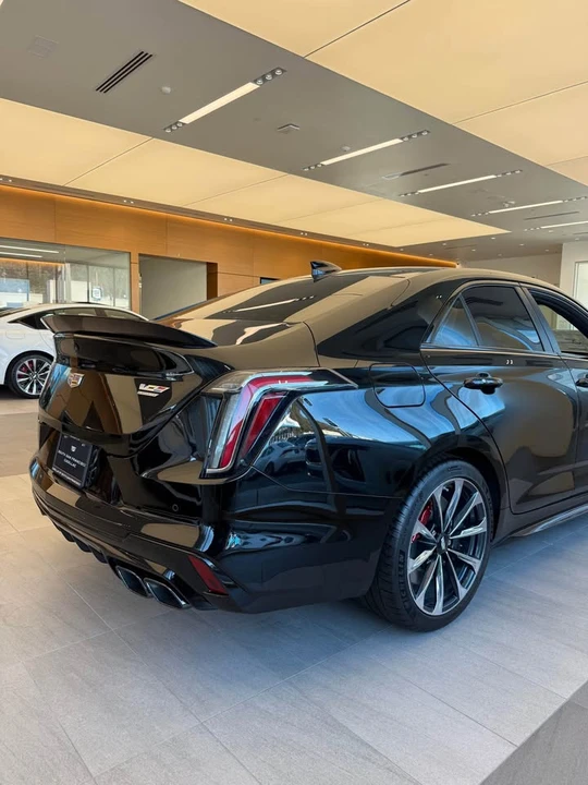 2026 Cadillac CT4-V Blackwing - Image 2 of 9