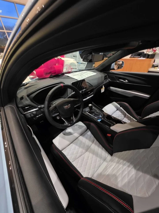 2026 Cadillac CT4-V Blackwing - Image 5 of 10