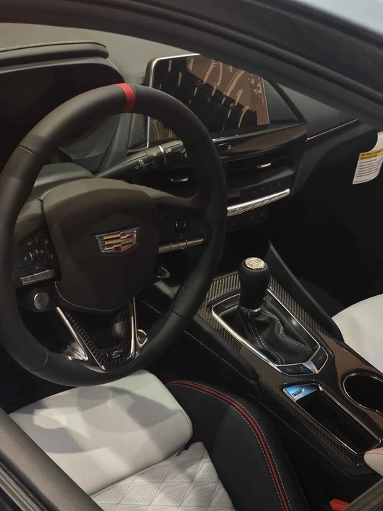 2026 Cadillac CT4-V Blackwing - Image 4 of 10