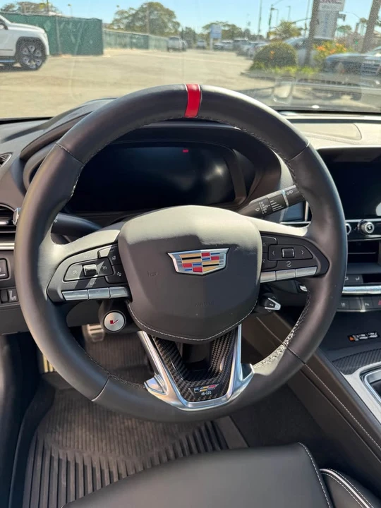2026 Cadillac CT4-V Blackwing - Image 5 of 11