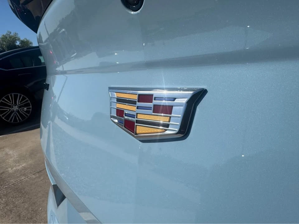 2026 Cadillac CT4-V Blackwing - Image 8 of 8