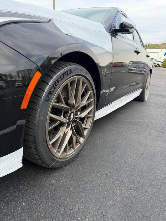 2026 Cadillac CT4-V Blackwing - Image 6 of 6