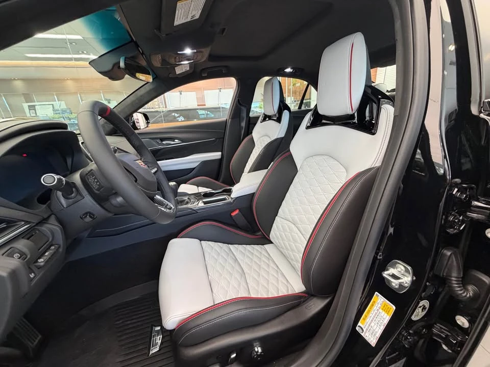 2026 Cadillac CT4-V Blackwing - Image 9 of 14