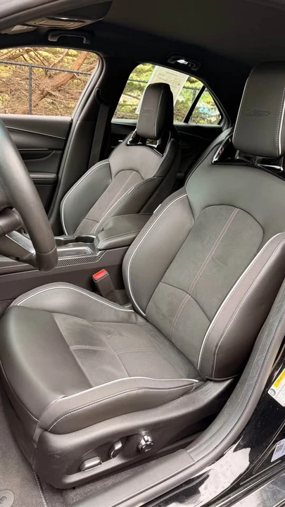 2026 Cadillac CT4-V Blackwing - Image 10 of 14