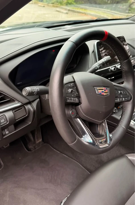 2026 Cadillac CT4-V Blackwing - Image 9 of 14