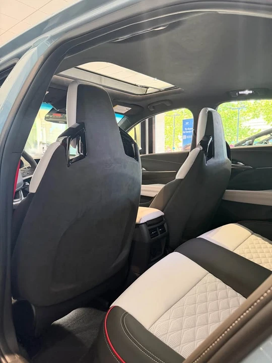 2026 Cadillac CT4-V Blackwing - Image 13 of 15