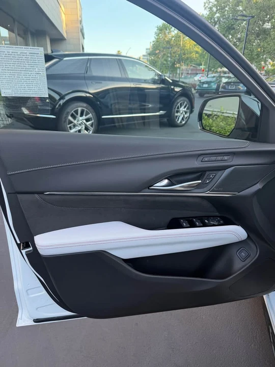 2026 Cadillac CT4-V Blackwing - Image 9 of 15