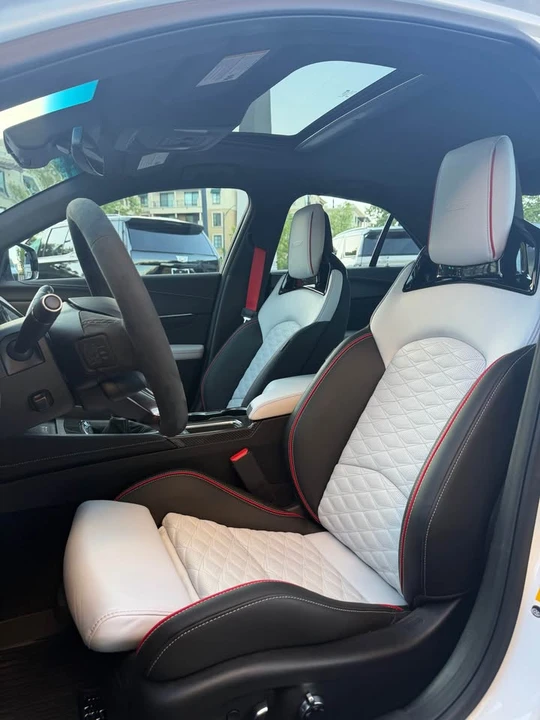 2026 Cadillac CT4-V Blackwing - Image 11 of 15