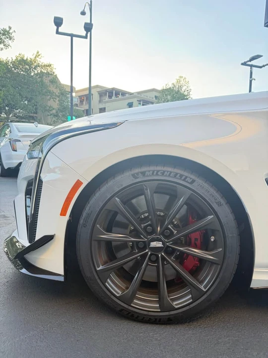 2026 Cadillac CT4-V Blackwing - Image 8 of 15