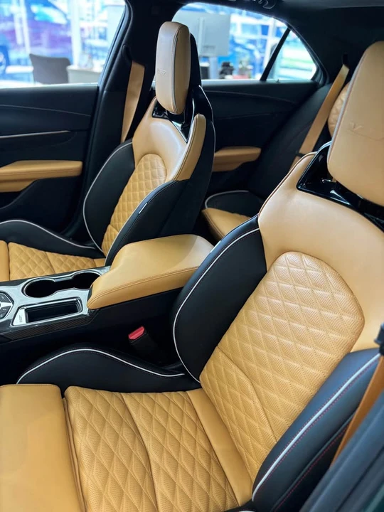 2026 Cadillac CT4-V Blackwing - Image 8 of 11