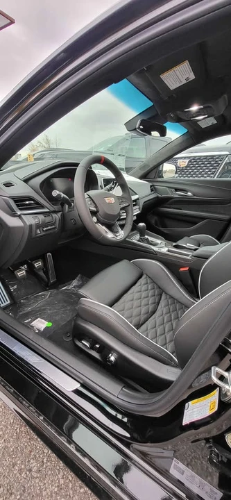 2026 Cadillac CT4-V Blackwing - Image 6 of 12
