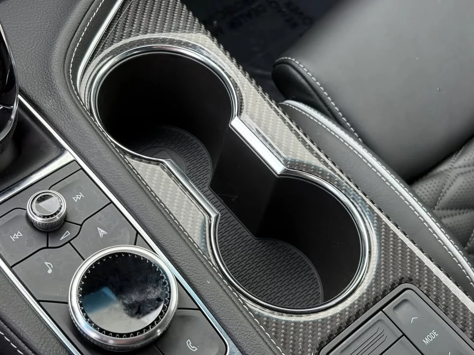 2026 Cadillac CT4-V Blackwing - Image 13 of 19