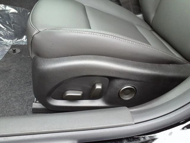 2026 Cadillac CT4 - Image 13 of 20