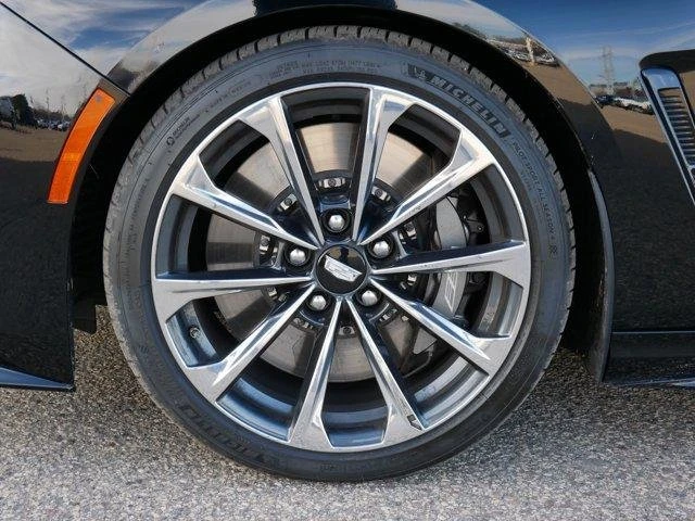 2026 Cadillac CT4-V Blackwing - Image 6 of 15