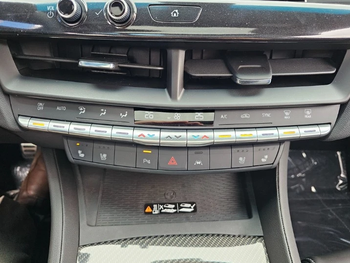 2026 Cadillac CT4-V Blackwing - Image 16 of 18