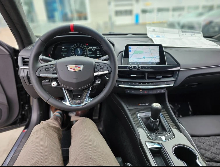 2026 Cadillac CT4-V Blackwing - Image 10 of 13
