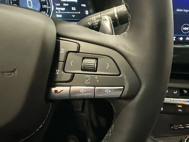 2026 Cadillac CT4-V - Image 14 of 17