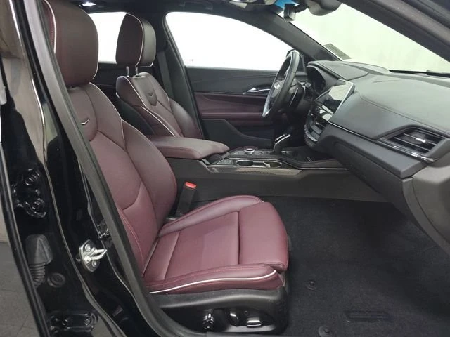 2026 Cadillac CT4-V - Image 14 of 17