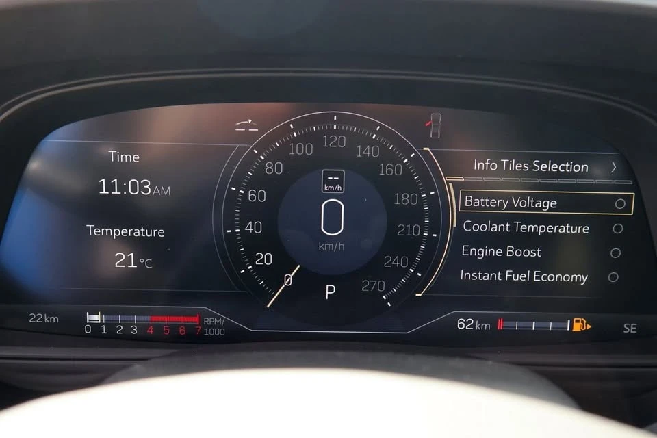 2026 Cadillac CT4-V - Image 17 of 19