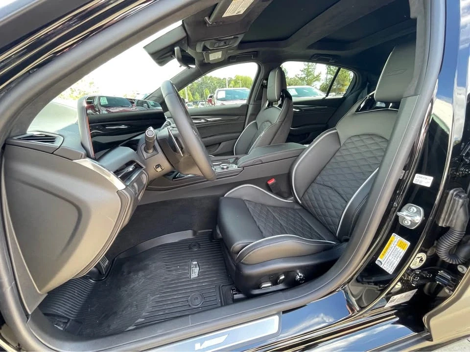 2026 Cadillac CT5 - Image 5 of 9
