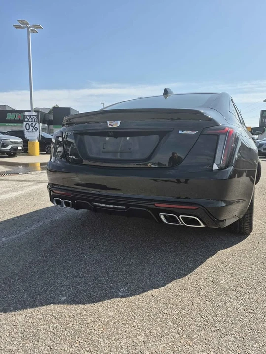 2026 Cadillac CT5-V - Image 6 of 8